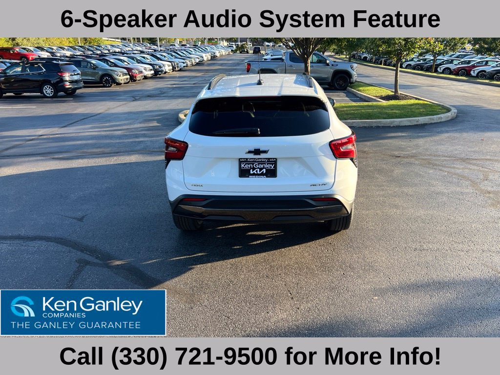 Used 2025 Chevrolet Trax ACTIV w/ Sunroof Package FWD image 12