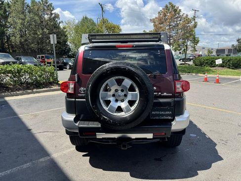 Used 2007 Toyota FJ Cruiser 4WD w/ Upgrade Pkg 2 image 6