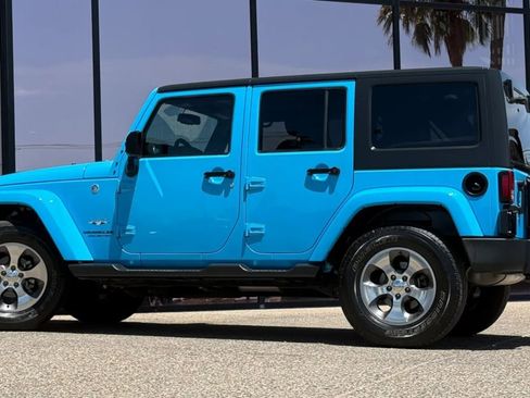 Used 2017 Jeep Wrangler Unlimited Sahara w/ Max Tow Package AWD/4WD image 6