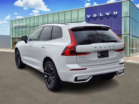 New 2026 Volvo XC60 B5 Ultra w/ Climate Package image 26