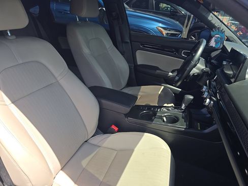Used 2024 Honda Civic Sport Touring image 8