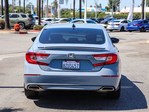 Used 2021 Honda Accord Sport image 11