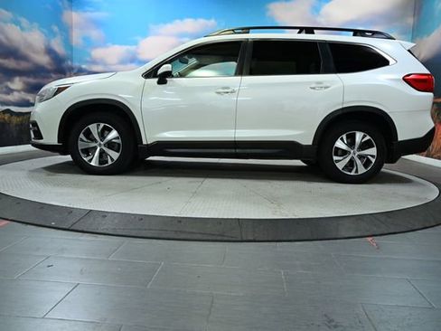 Used 2019 Subaru Ascent Premium w/ Popular Package #2A AWD/4WD image 4
