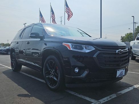 Used 2020 Chevrolet Traverse Premier w/ Redline Edition AWD/4WD image 1