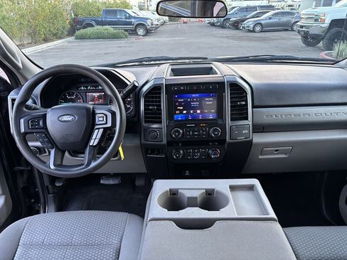 Used 2020 Ford F350 XLT AWD/4WD image 11