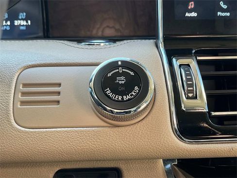 Used 2023 Lincoln Navigator L Reserve image 28