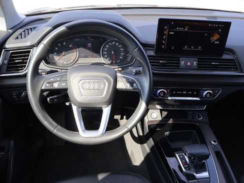 Used 2022 Audi Q5 2.0T Premium w/ Convenience Package image 19