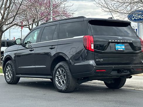 Certified 2025 Ford Expedition Active image 6