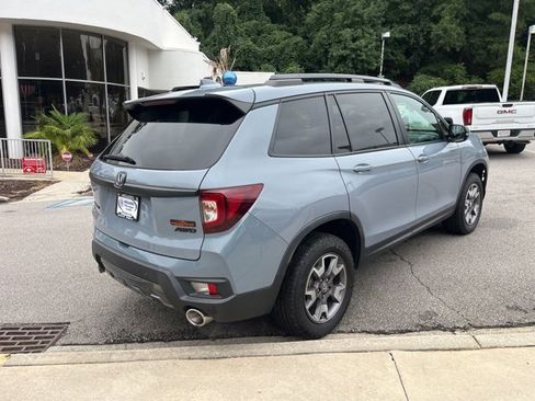 Used 2022 Honda Passport TrailSport image 3