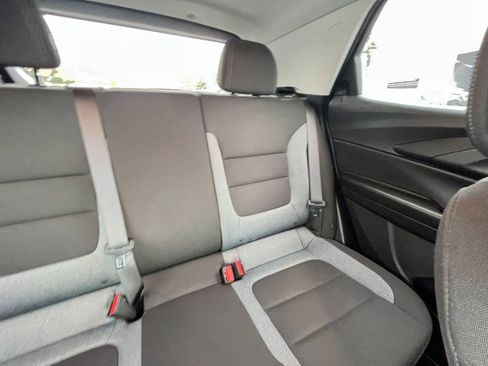 Used 2025 Chevrolet TrailBlazer LT image 35