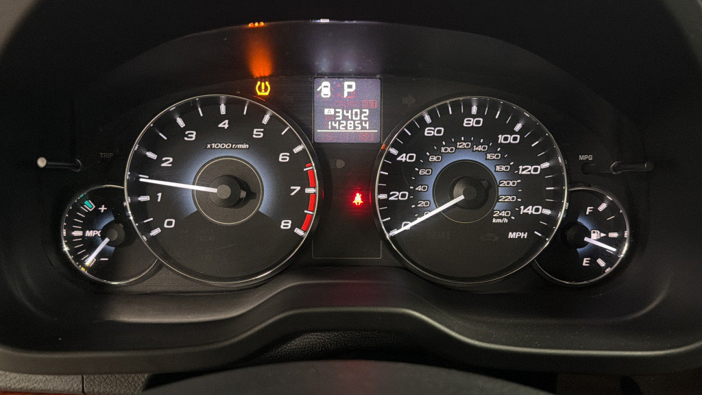 Used 2012 Subaru Outback 2.5i Limited w/ Moonroof Pkg AWD/4WD image 21