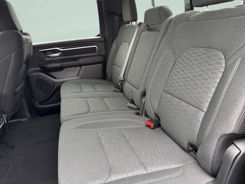 Used 2025 RAM 1500 Big Horn AWD/4WD image 25