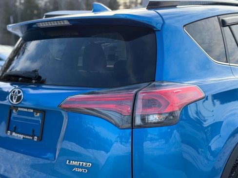 Used 2016 Toyota RAV4 Limited image 10
