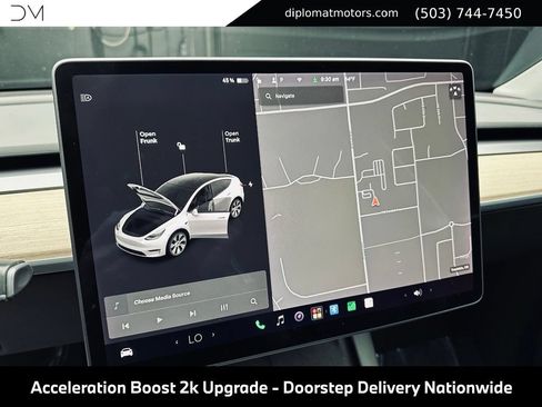Used 2021 Tesla Model Y Long Range AWD/4WD image 37