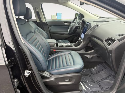 Used 2022 Ford Edge SEL w/ Sport Appearance Package image 19