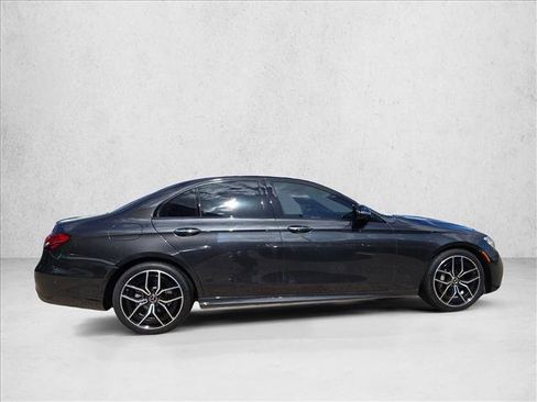 Used 2021 Mercedes-Benz E 350 Sedan image 4