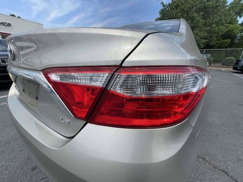 Used 2017 Toyota Camry LE FWD image 14