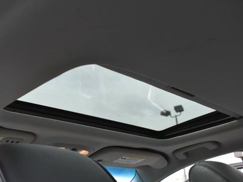 Used 2010 Lincoln MKZ FWD image 32