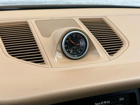 Used 2016 Porsche Macan S image 32