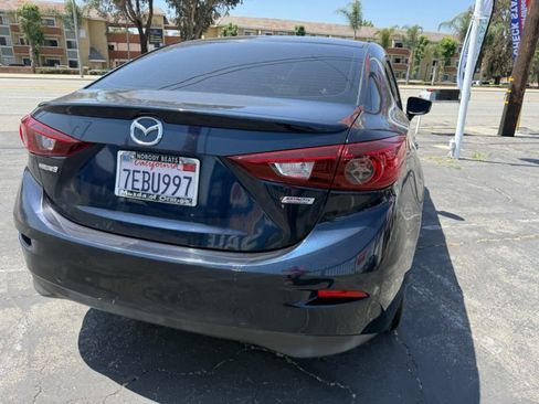 Used 2014 MAZDA MAZDA3 i Touring FWD image 10