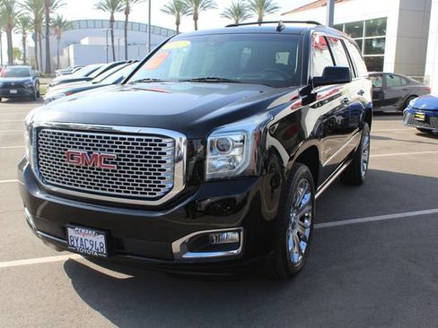 Used 2017 GMC Yukon Denali w/ Open Road Package RWD image 4