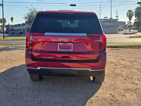 New 2026 GMC Yukon XL Elevation image 6