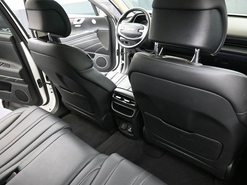 Used 2024 Genesis GV80 3.5T image 15