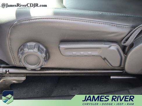 Used 2023 Jeep Wrangler Unlimited Rubicon 4xe w/ Steel Bumper Group AWD/4WD image 23