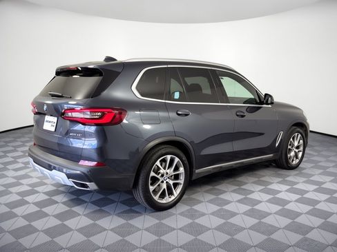Used 2022 BMW X5 sDrive40i w/ Premium Package RWD image 9