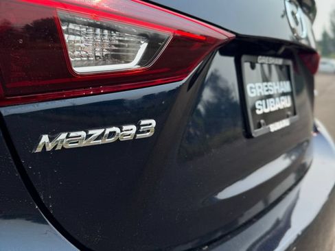 Used 2016 MAZDA MAZDA3 i Touring FWD image 36