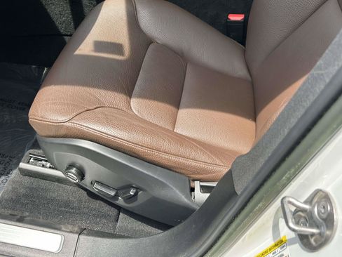 Certified 2023 Volvo XC90 B6 Plus AWD/4WD image 18