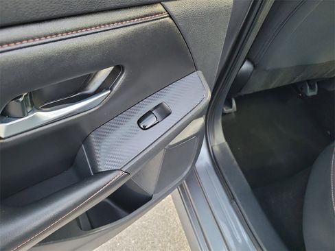 Used 2023 Nissan Sentra SR w/ Trunk Package image 10