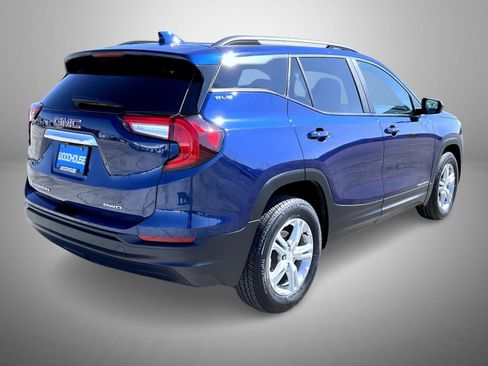 Certified 2023 GMC Terrain SLE w/ Driver Convenience Package AWD/4WD image 2