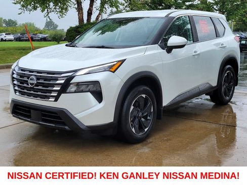 Certified 2026 Nissan Rogue SV AWD/4WD image 7