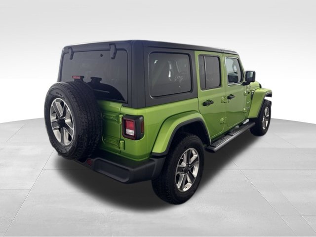 Used 2018 Jeep Wrangler Unlimited Sahara w/ Cold Weather Group AWD/4WD image 9