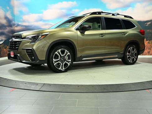 Used 2025 Subaru Ascent Limited w/ Popular Package #2 image 4