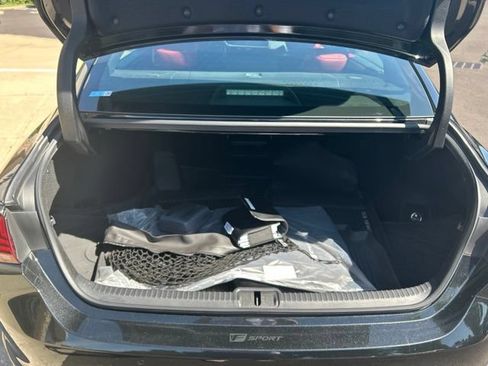 Used 2022 Lexus ES 300h F Sport w/ Accessory Package 2 FWD image 10
