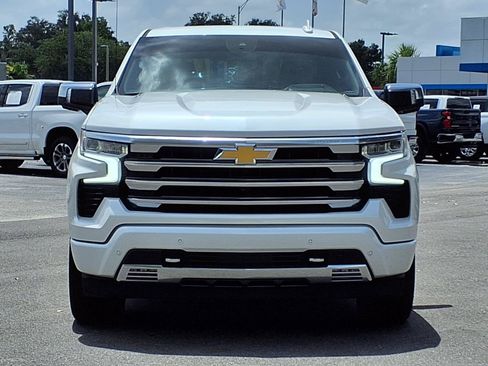 Certified 2023 Chevrolet Silverado 1500 High Country w/ Technology Package AWD/4WD image 2