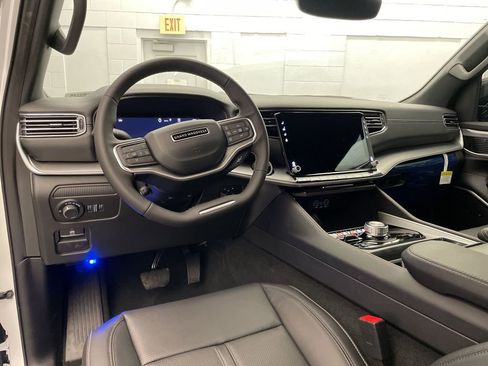 New 2026 Jeep Grand Wagoneer L Limited image 12