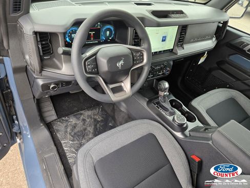 New 2025 Ford Bronco 2-Door AWD/4WD image 8
