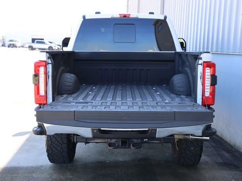 Used 2025 Ford F250 Lariat w/ Lariat Ultimate Package AWD/4WD image 8