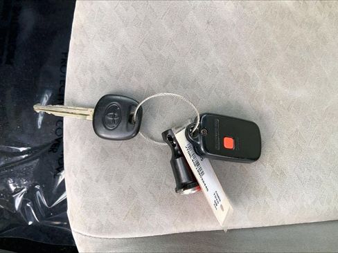 Used 2009 Toyota Corolla LE image 14