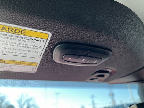 Used 2023 Jeep Gladiator Sport image 28