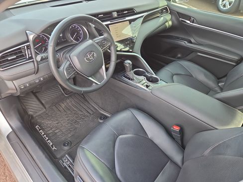 Certified 2020 Toyota Camry XLE image 14
