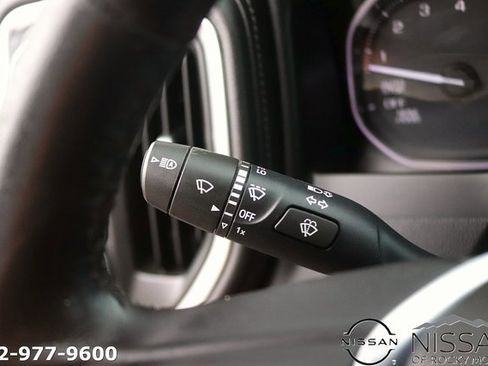 Used 2020 GMC Sierra 1500 SLT w/ SLT Premium Plus Package image 24