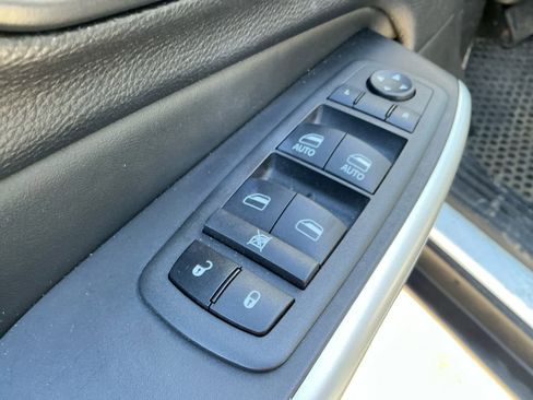 Used 2022 Jeep Cherokee Latitude image 17