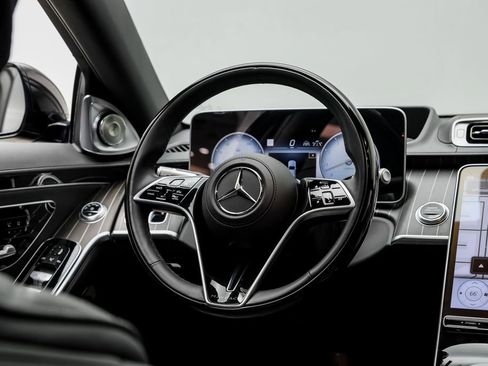 Used 2024 Mercedes-Benz Maybach S 680 4MATIC image 16