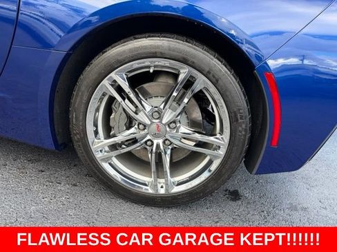 Used 2017 Chevrolet Corvette Stingray Coupe w/ 1LT RWD image 10