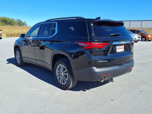 Used 2023 Chevrolet Traverse LT image 10