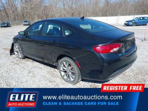 Used 2015 Chrysler 200 S w/ Navigation & Sound Group I FWD image 5